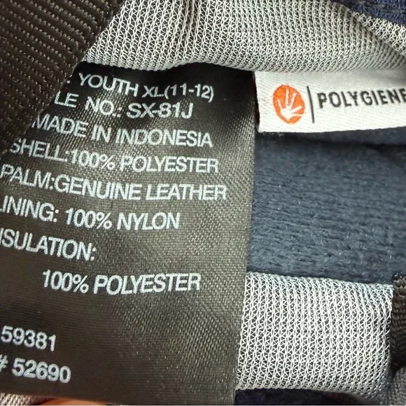 Swany Black Kids Mittens - Picture 3 of 3